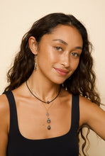 Load image into Gallery viewer, Onyx Pearl Choker