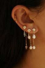 Load image into Gallery viewer, Ocean Charmed Duet Earrings- Scallop Shell