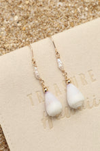 Load image into Gallery viewer, Seaside Earrings
