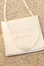 Load image into Gallery viewer, Pearl Muse Choker
