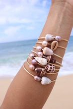 Load image into Gallery viewer, Seashell Bangle with Pink Edison Pearl
